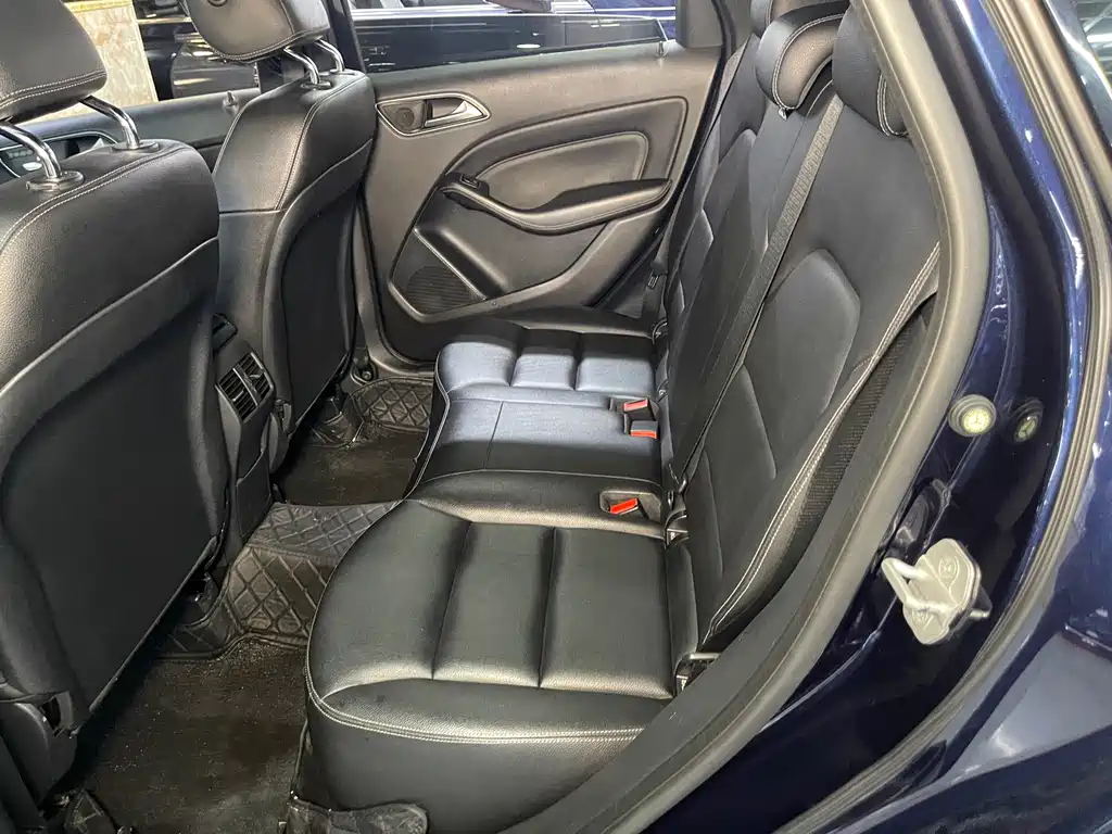 Mercedes-Benz B-Class 2017 — фото 10