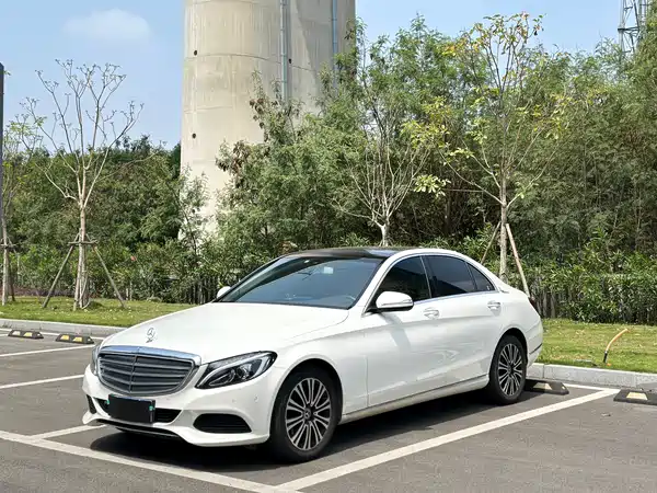 Mercedes-Benz C-Class 2018