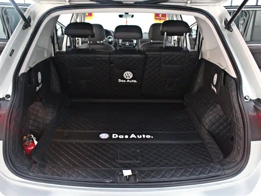 Volkswagen Tiguan L 2017 — фото 13