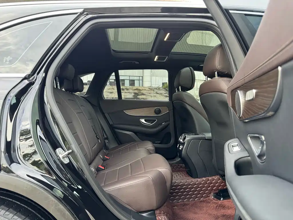 Mercedes-Benz GLC 2023 — фото 20