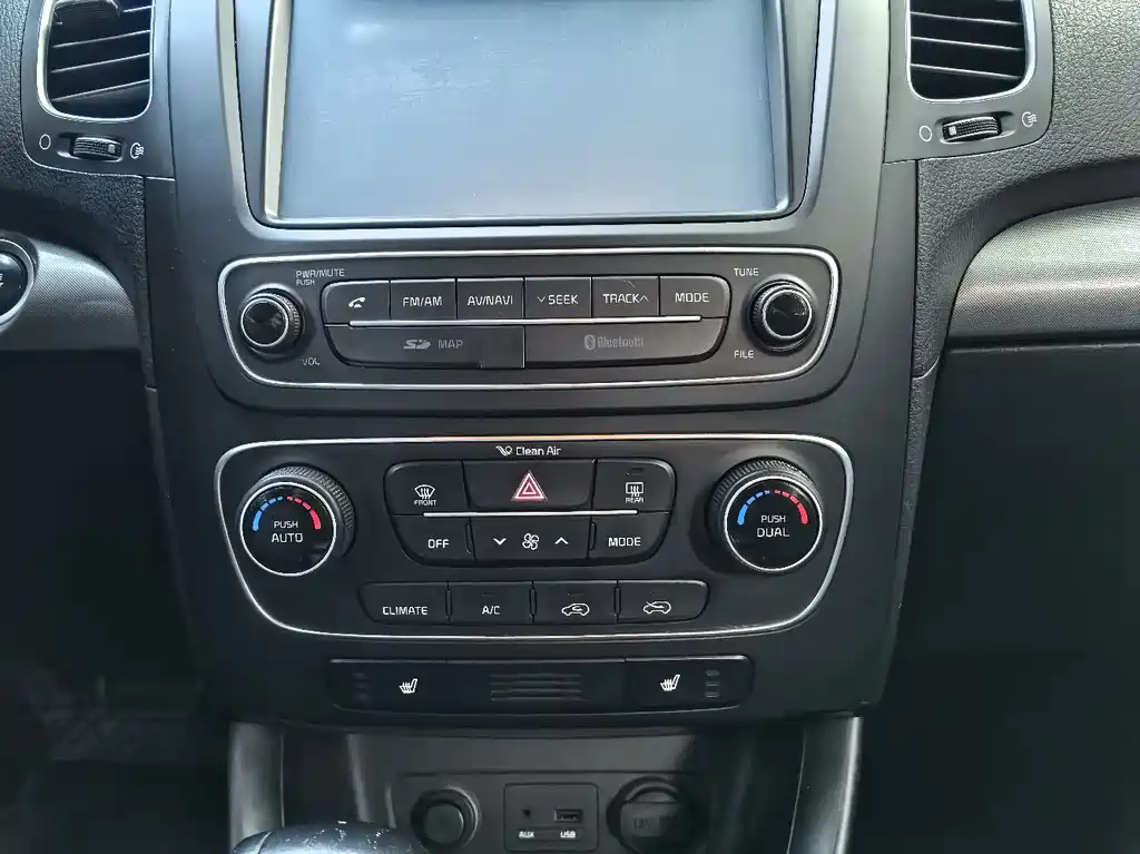 Kia Sorento 2015 — фото 13