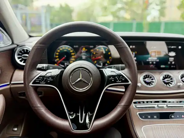 Mercedes-Benz E-Class 2023