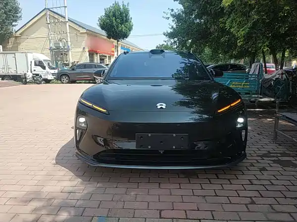 NIO ET5 2024