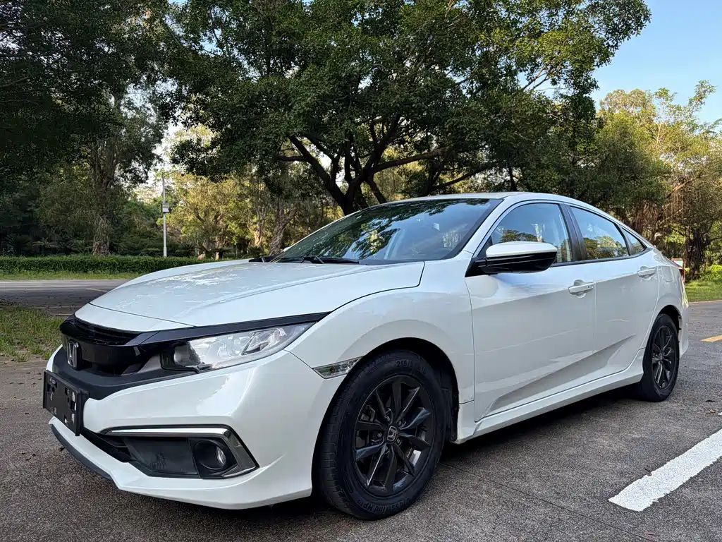 Honda Civic 2020 — фото 1