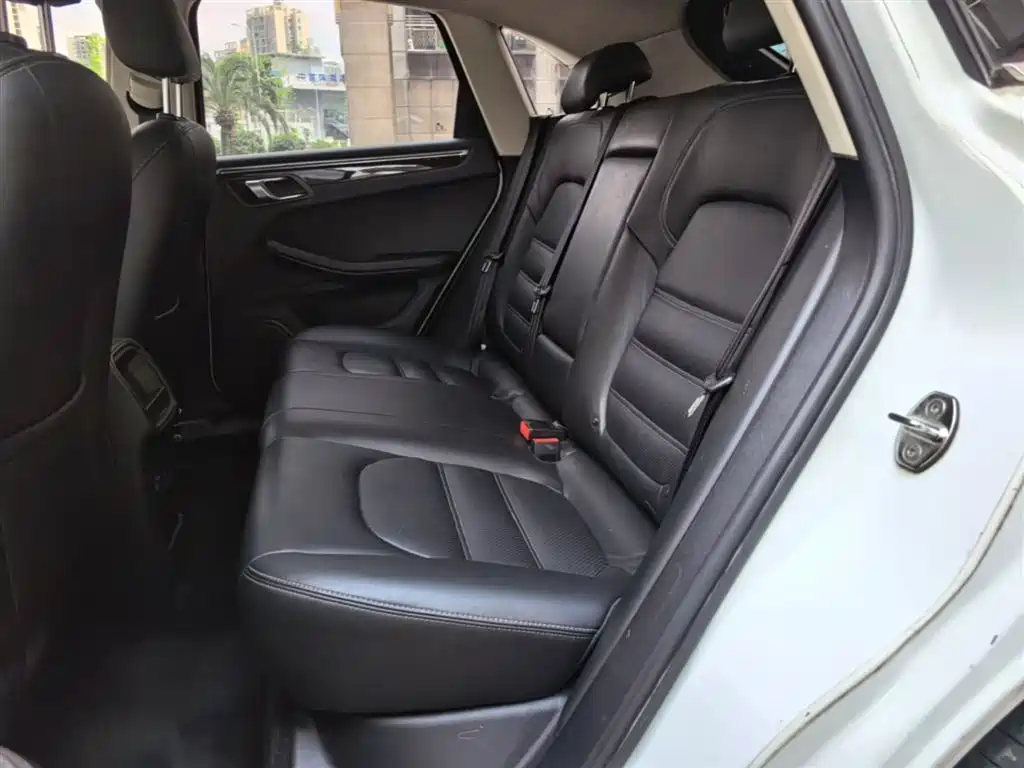 Zotye SR9 2017 — фото 17