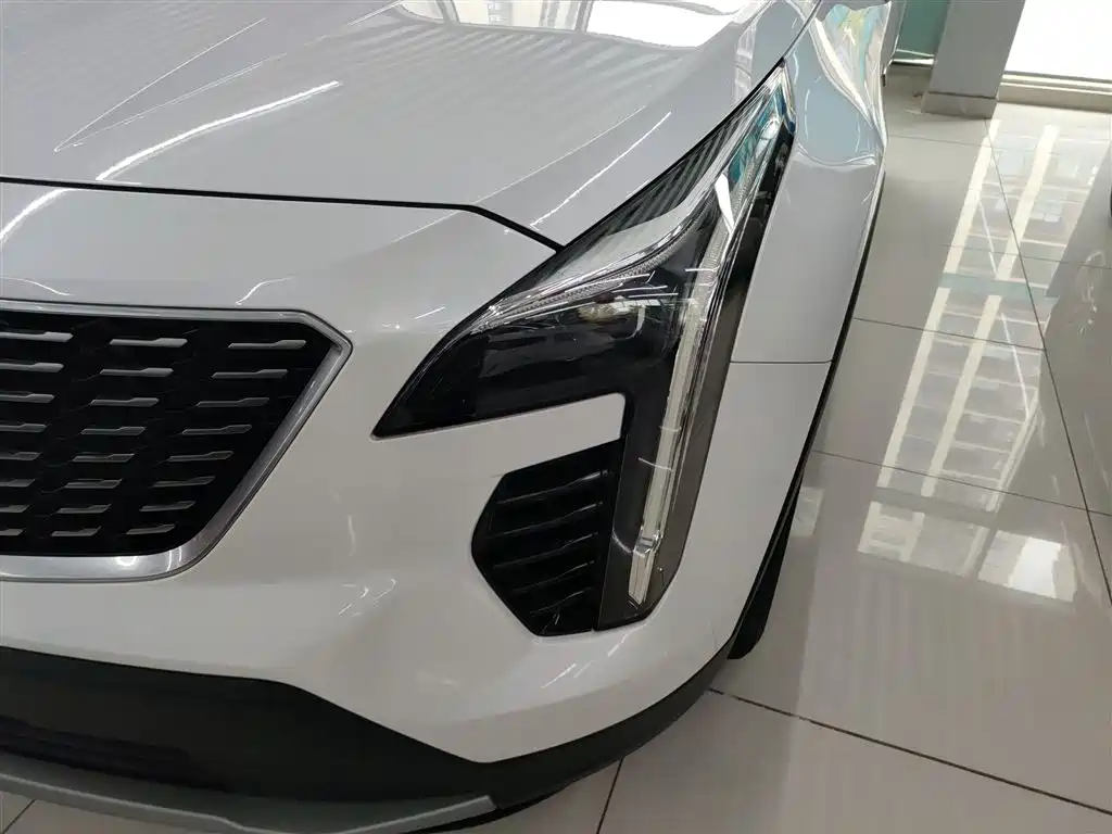 Cadillac XT4 2019 — фото 24