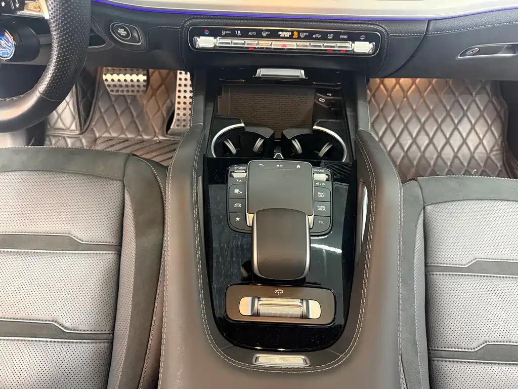 Mercedes-Benz GLE AMG 2024 — фото 12