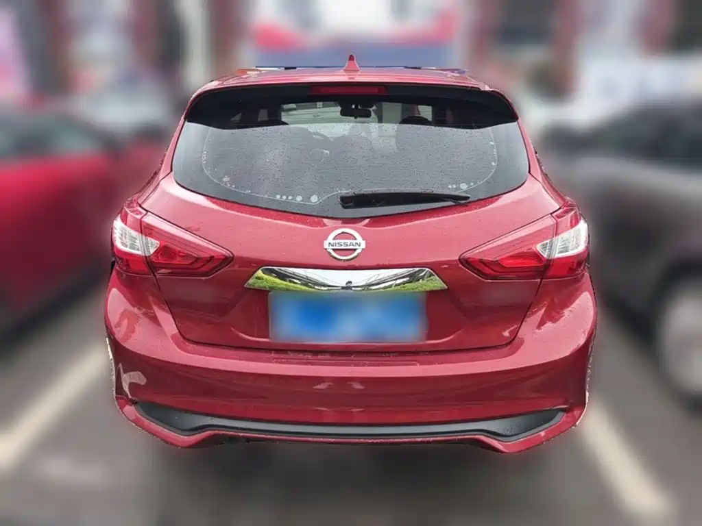 Nissan Tiida 2021 — фото 10