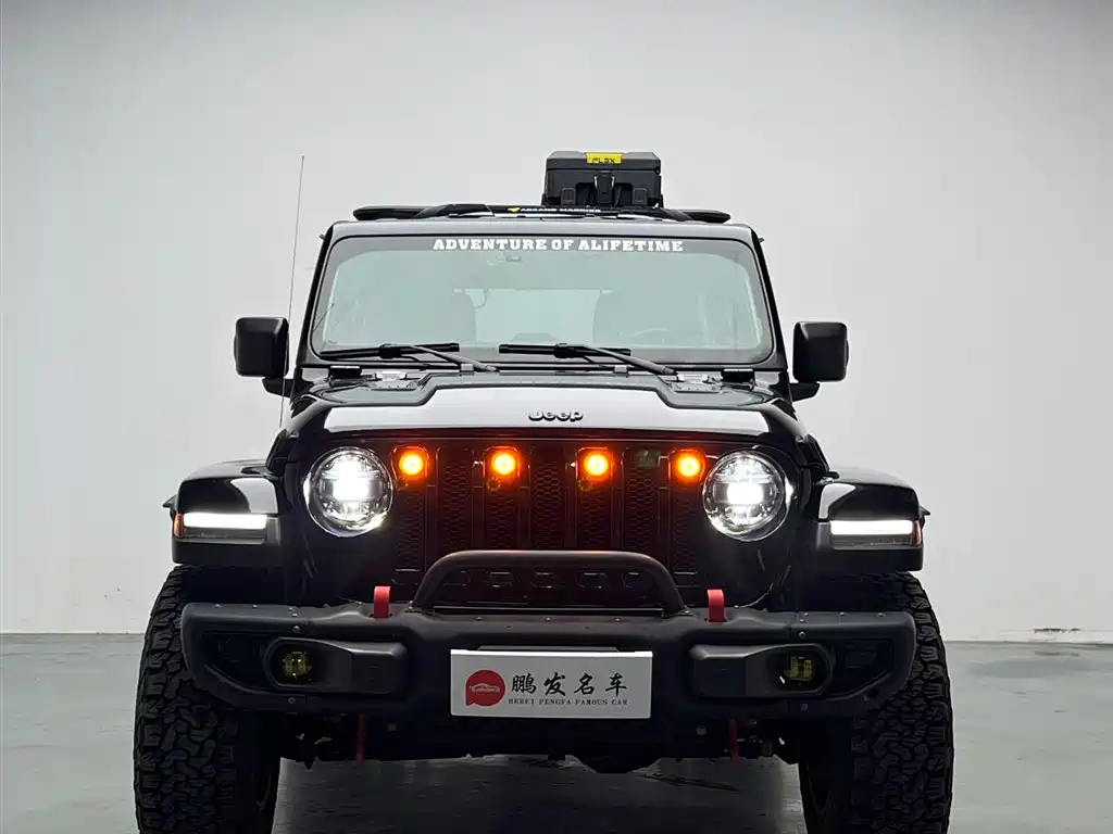 Jeep Wrangler 2021 — фото 2