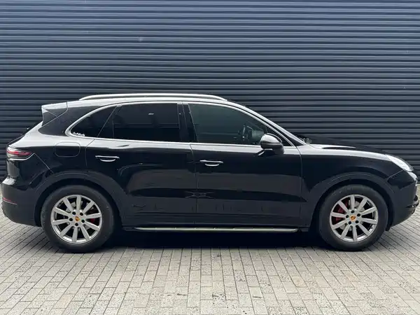 Porsche Cayenne New Energy 2020