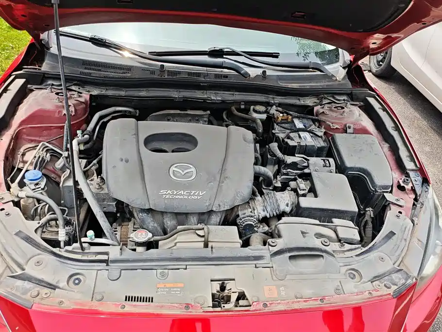 Mazda 3 Axela 2016 — фото 10