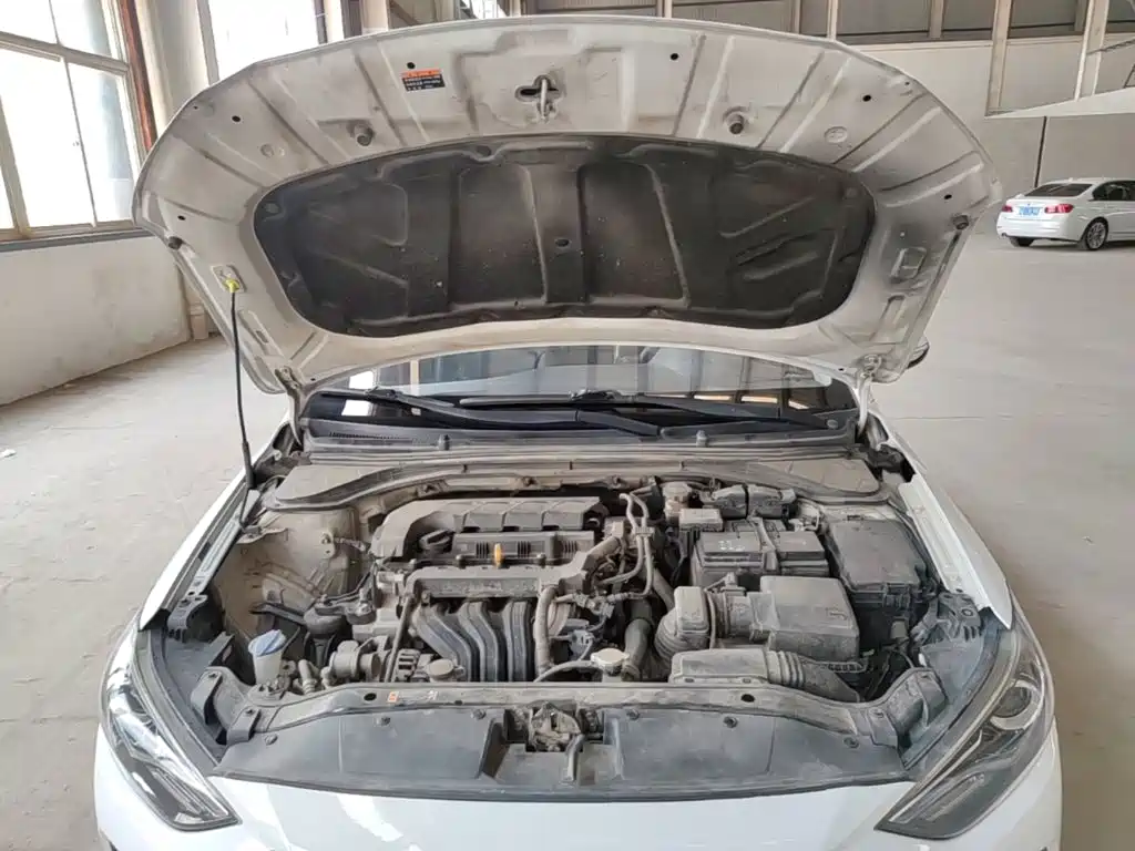 Hyundai Elantra 2020 — фото 20