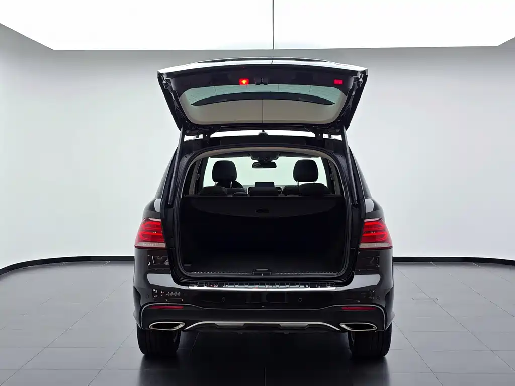Mercedes-Benz GLE 2018 — фото 28