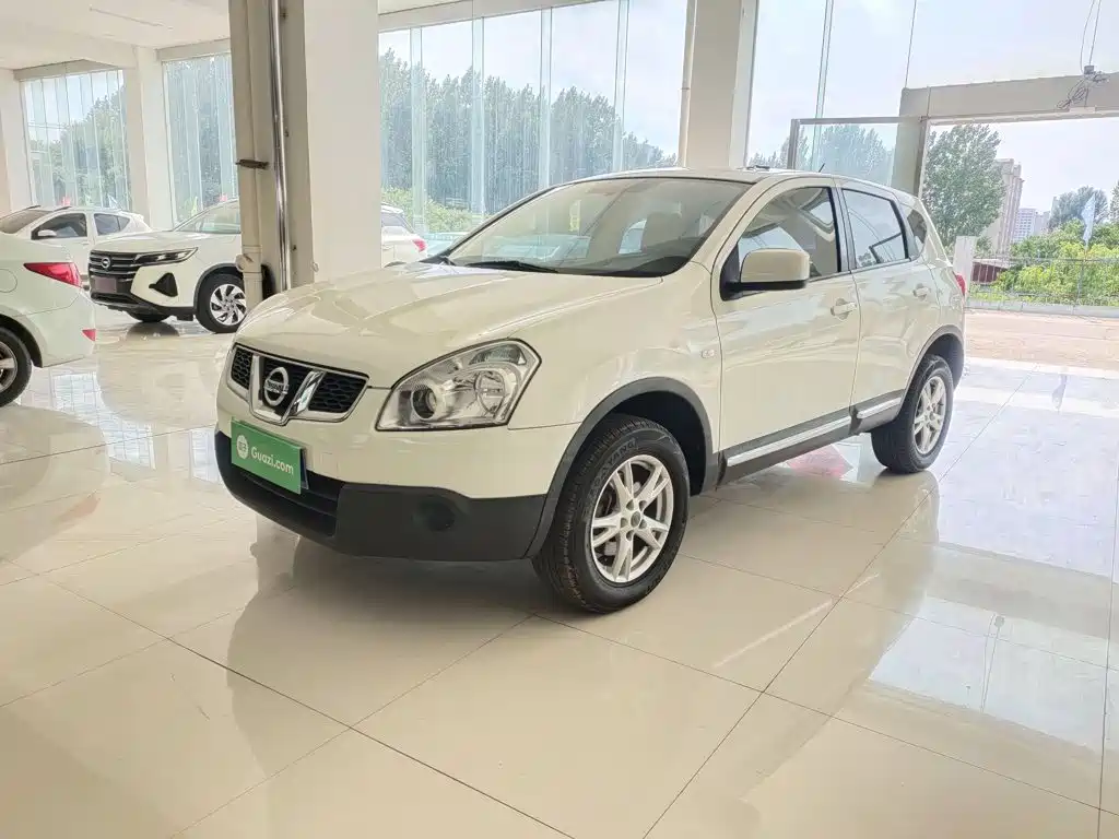 Nissan Qashqai 2015 — фото 2