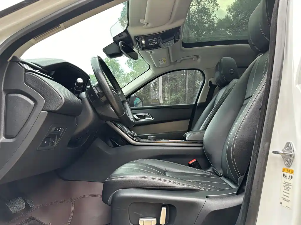 Land Rover Velar 2019 — фото 10