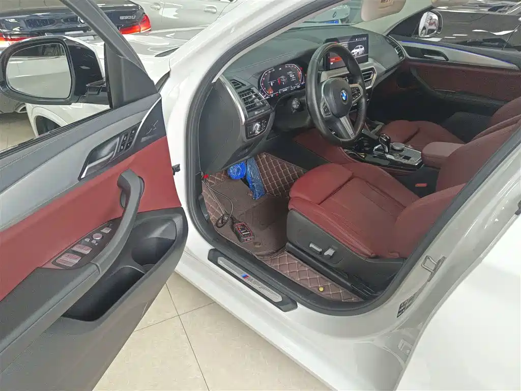 BMW X4 2022 — фото 12