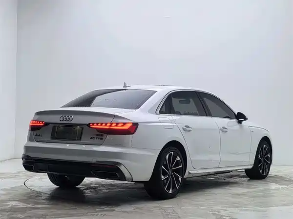 Audi A4L 2024