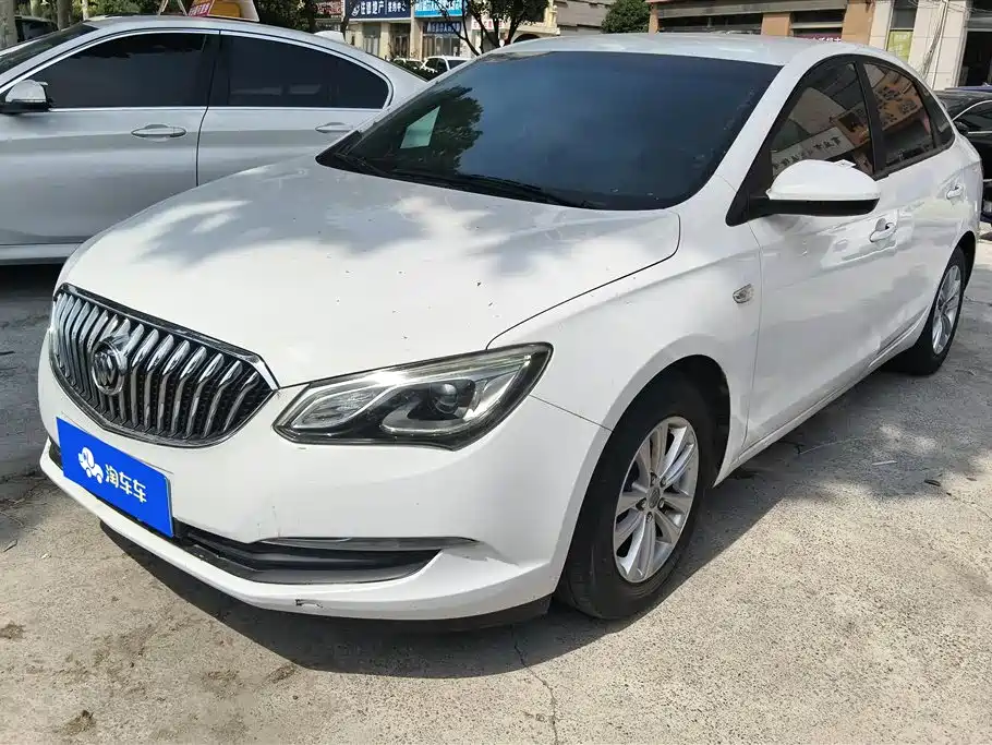 Buick Excelle 2017 — фото 1