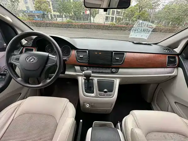 Maxus G10 2015