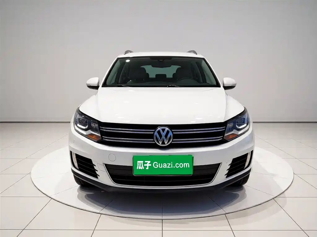Volkswagen Tiguan 2015 — фото 3