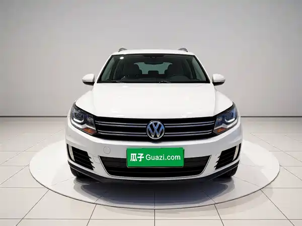 Volkswagen Tiguan 2015