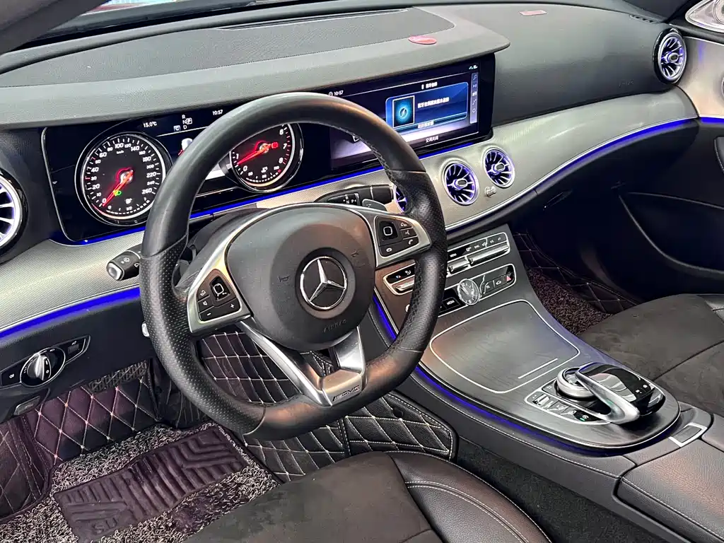Mercedes-Benz E-Class 2018 — фото 15