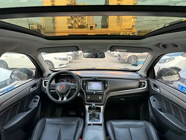 Roewe RX5 2016