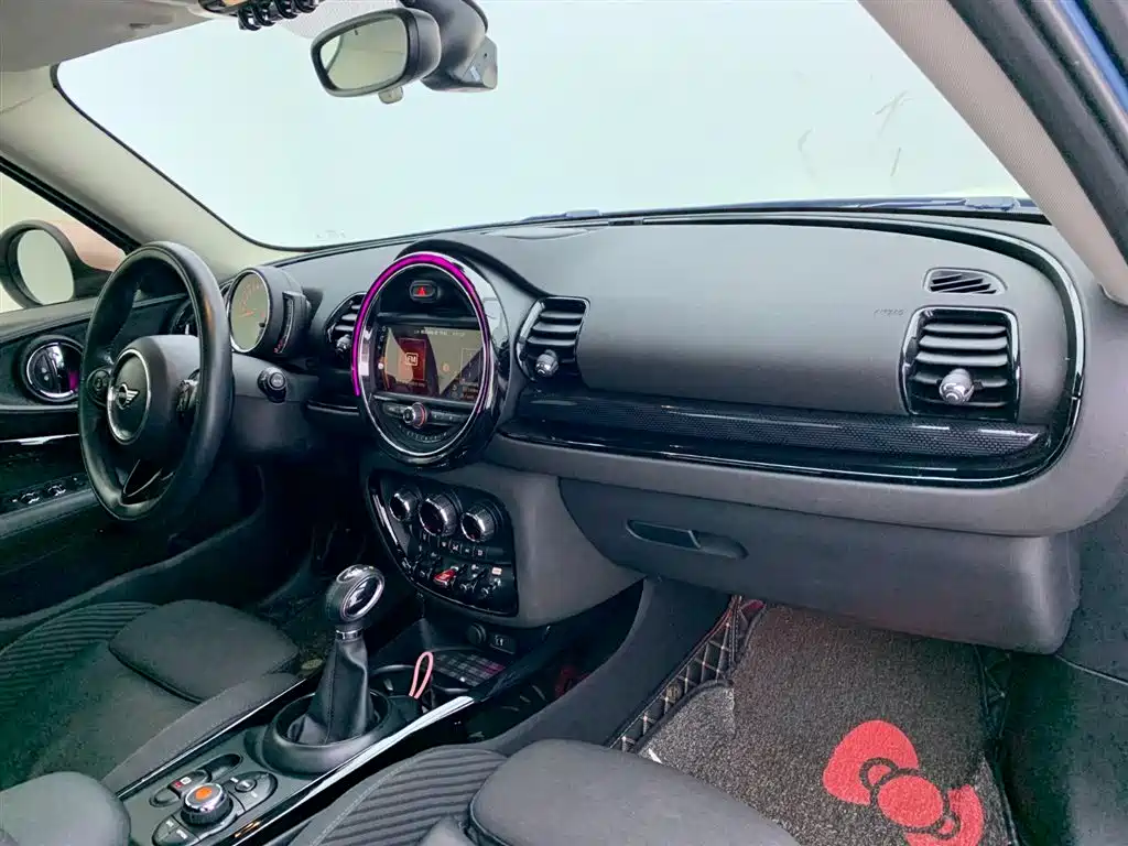 MINI Clubman 2018 — фото 15