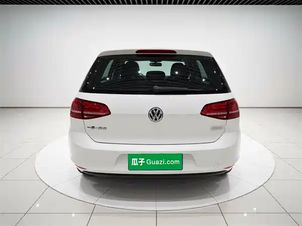 Volkswagen Golf 2016