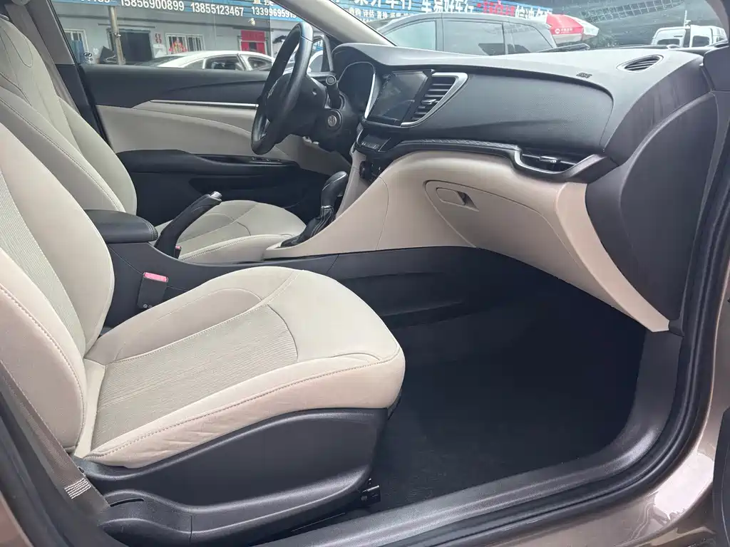 Buick Excelle 2017 — фото 13