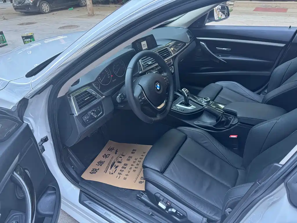 BMW 3 Series GT 2018 — фото 10