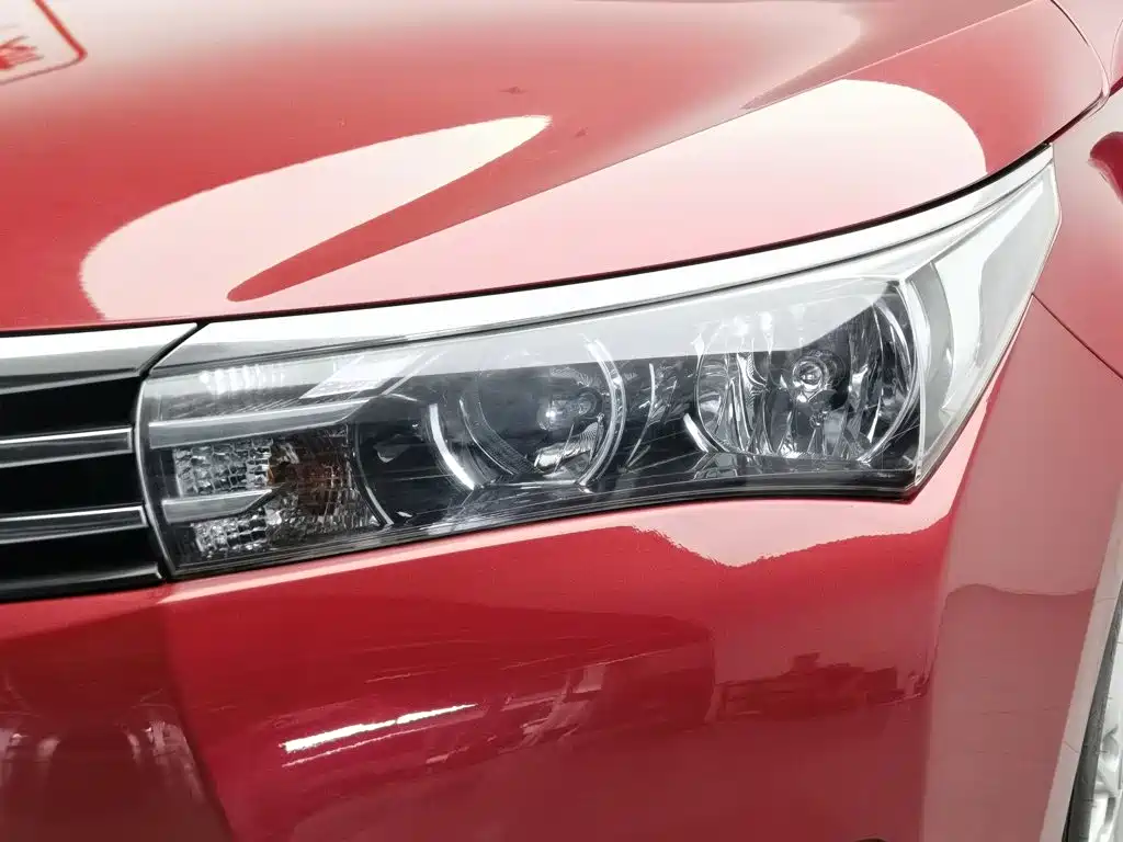 Toyota Corolla 2015