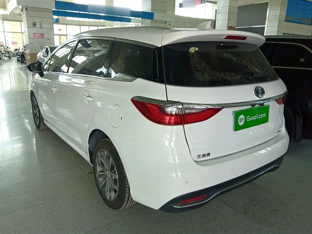 BYD MAX 2020 — фото 23