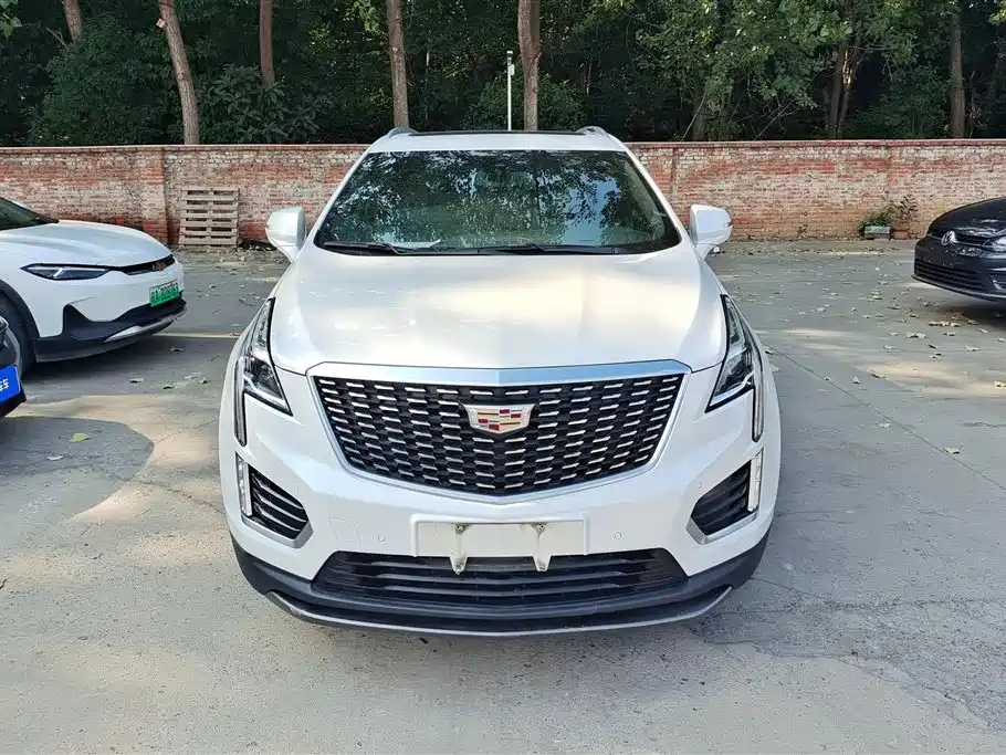 Cadillac XT5 2020 — фото 2