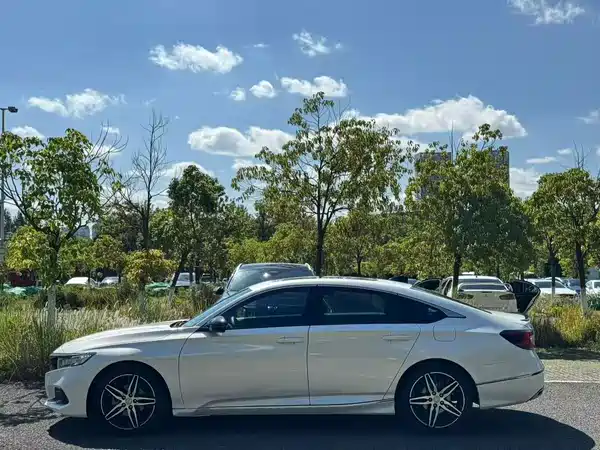 Honda Accord 2022