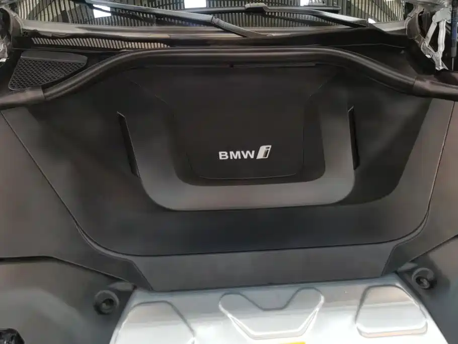 BMW iX3 2022 — фото 10