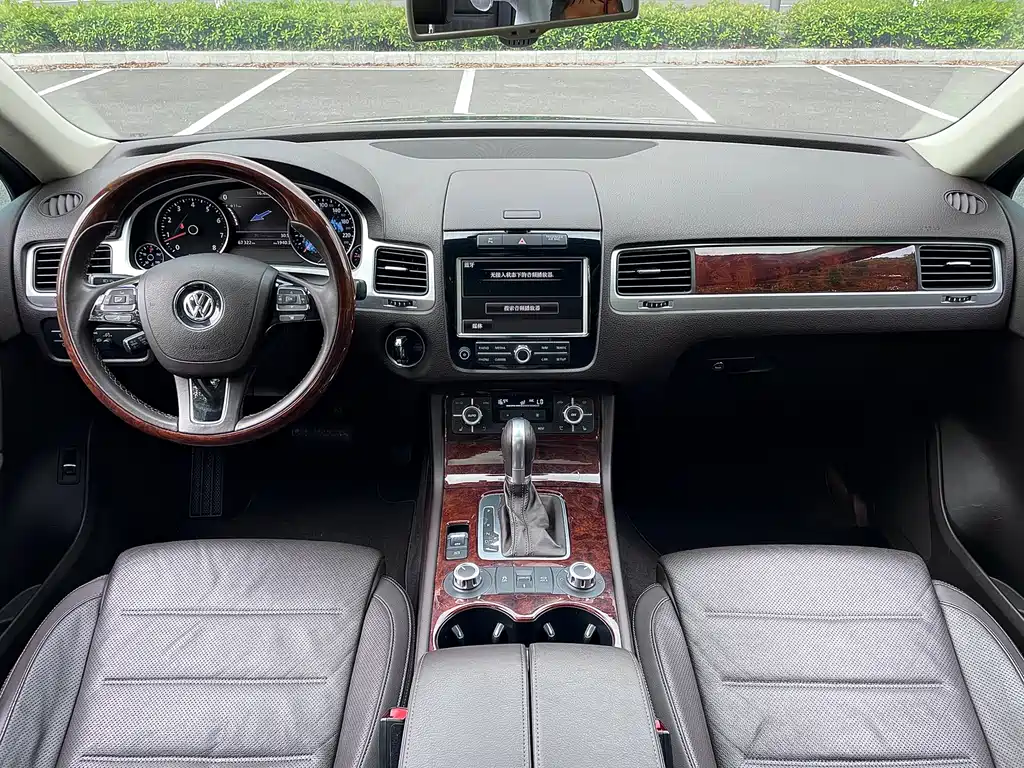 Volkswagen Touareg 2015