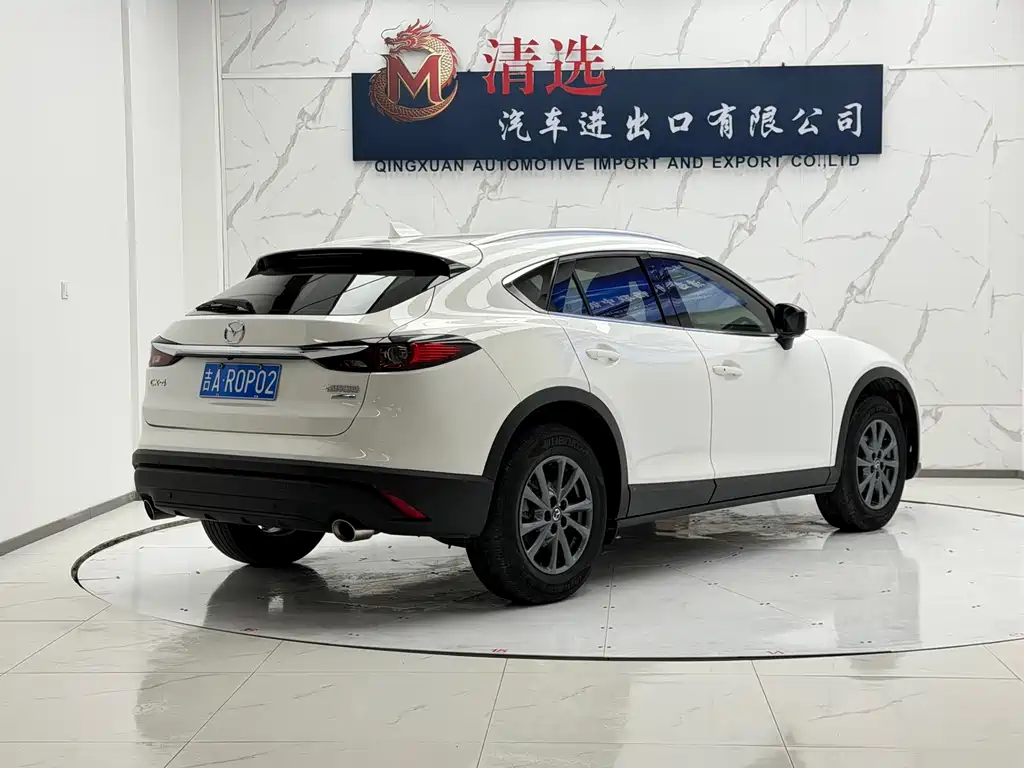 Mazda CX-4 2023
