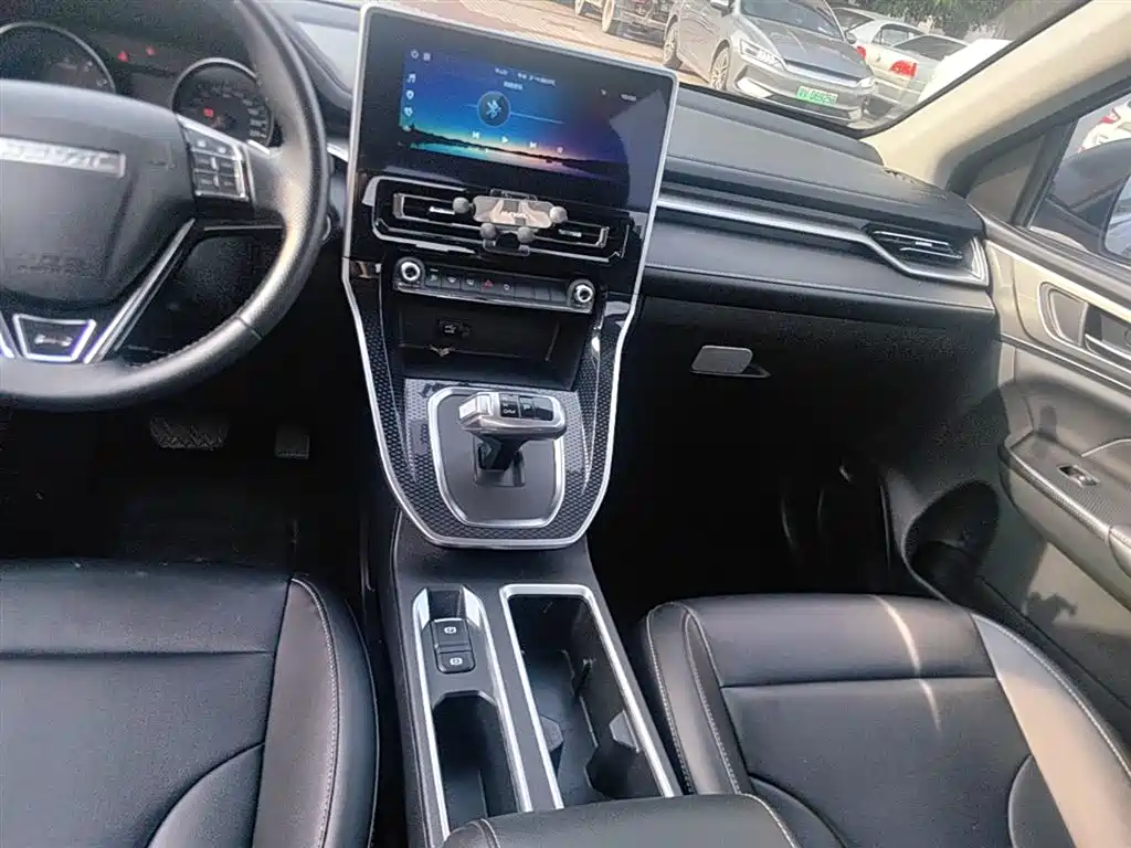 Haval M6 2023 — фото 14