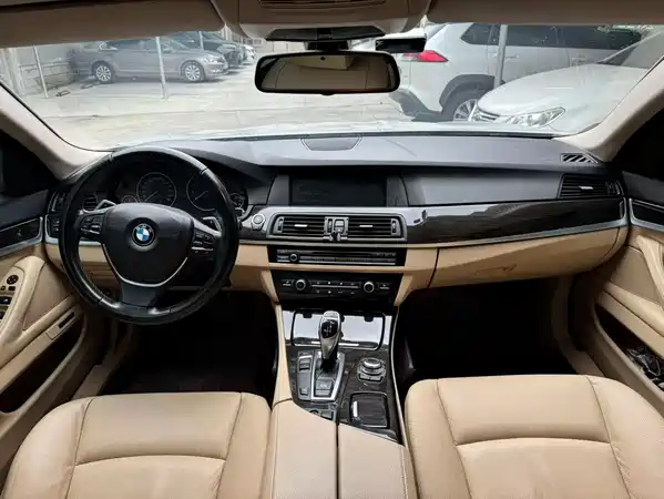BMW 5 Series 2012