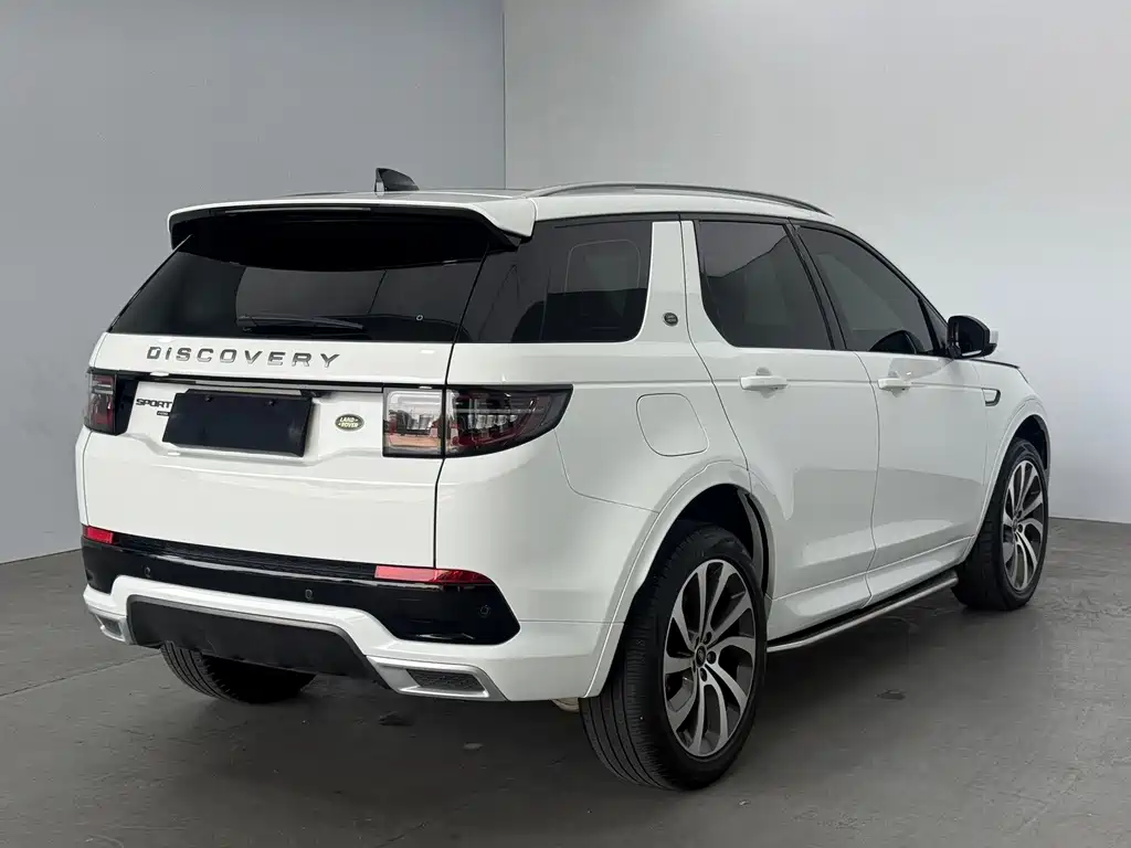 Land Rover Discovery Sport 2023 — фото 4
