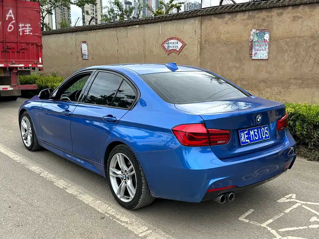 BMW 3 Series 2018 — фото 4