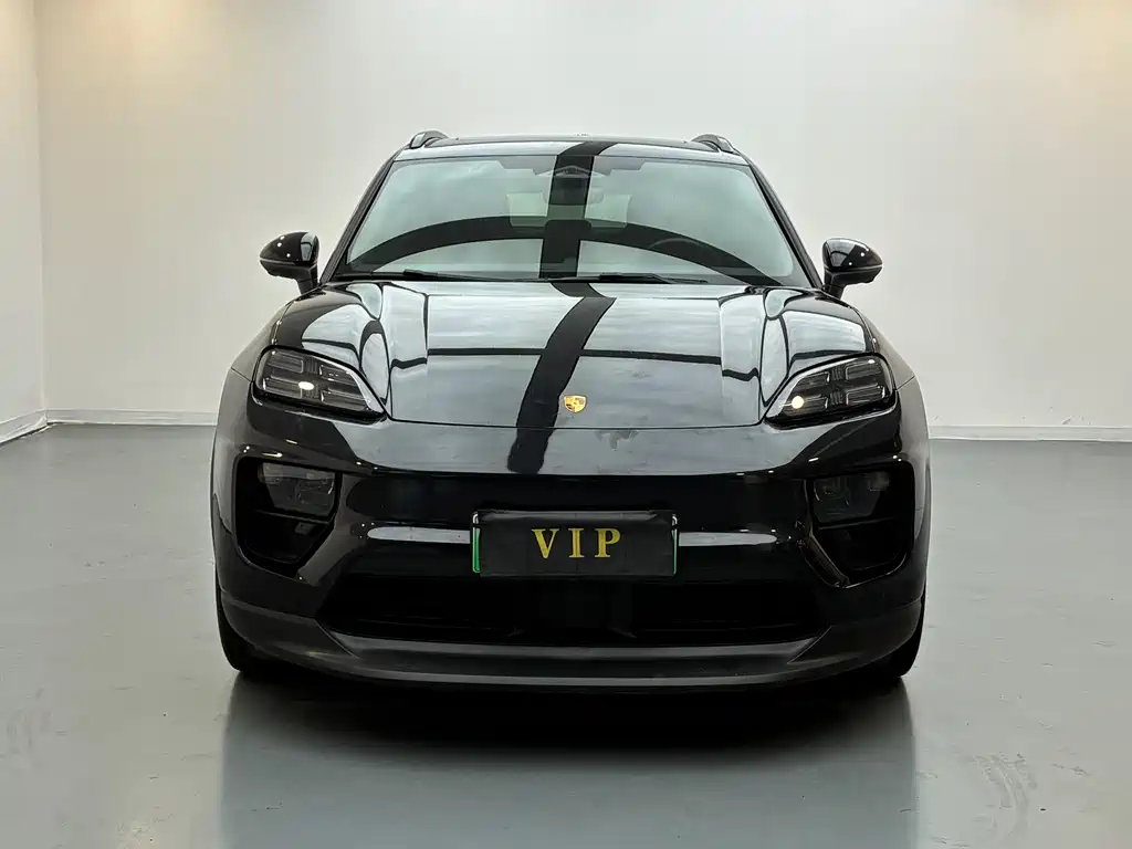 Porsche Macan EV 2025