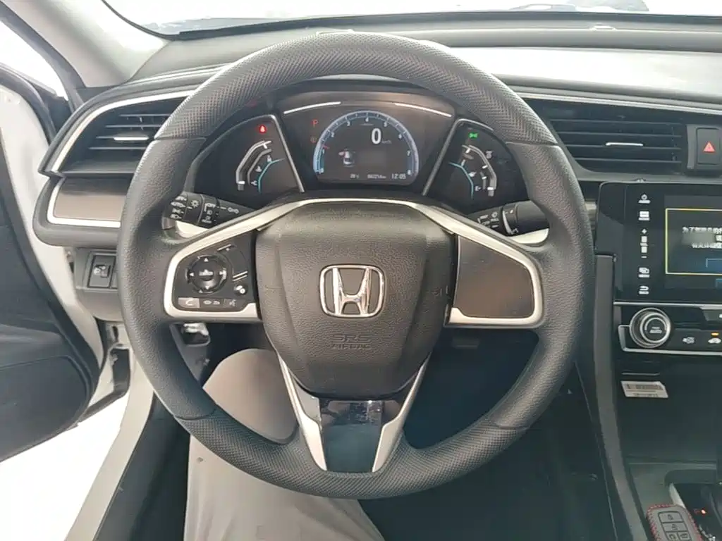 Honda Civic 2021 — фото 11