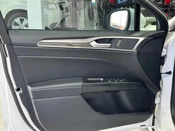 Ford Mondeo 2020