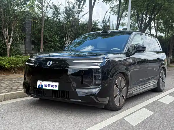 Denza N8L 2025
