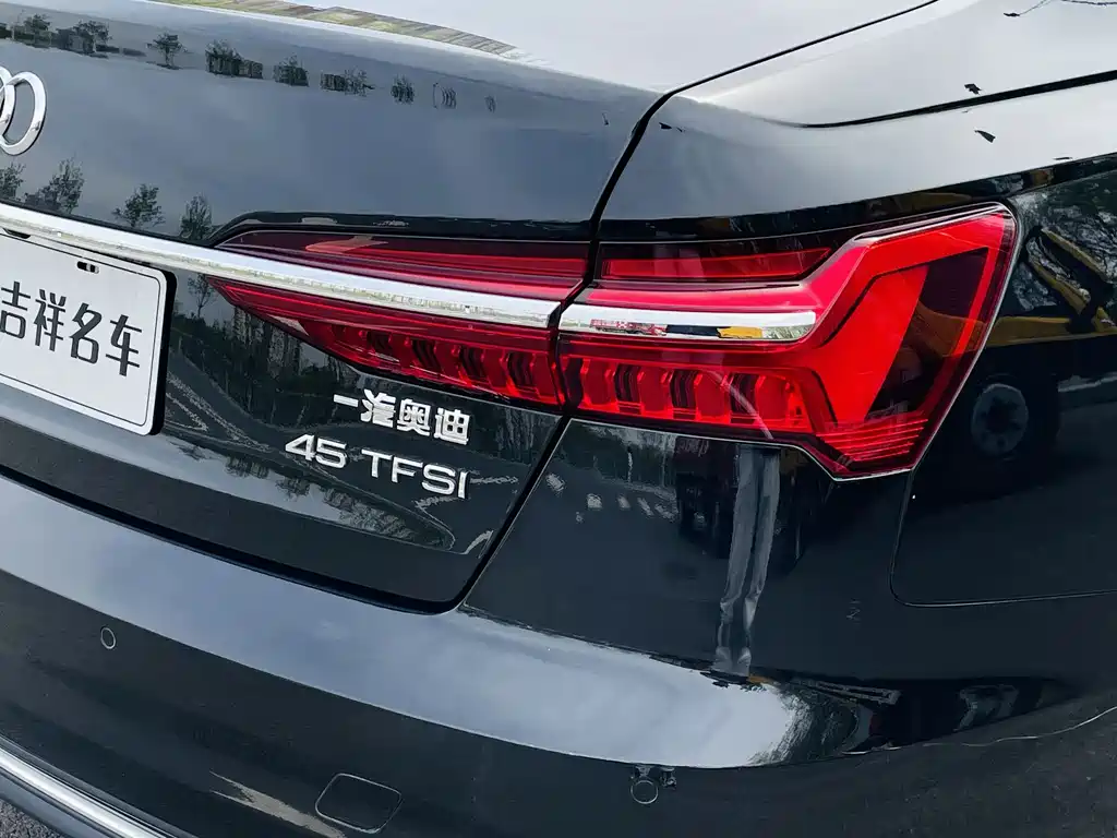 Audi A6L 2021 — фото 25