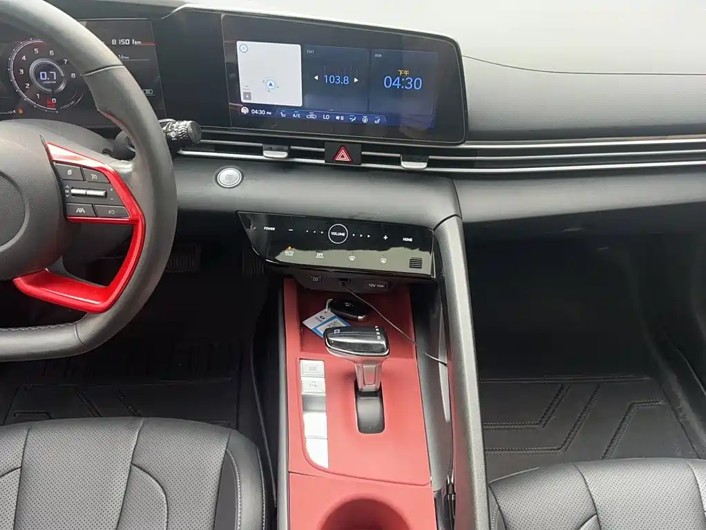 Hyundai Elantra 2021 — фото 10