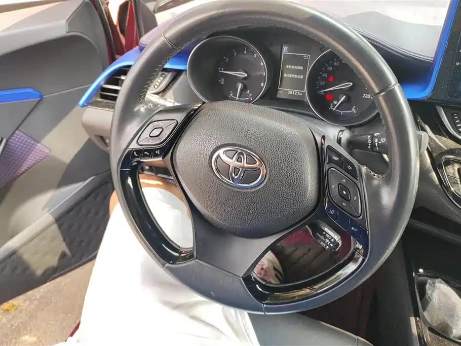 Toyota IZOA 2019 — фото 15