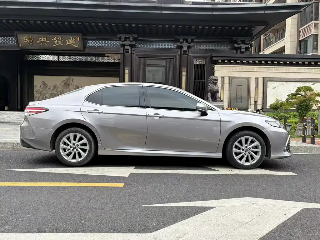 Toyota Camry 2022